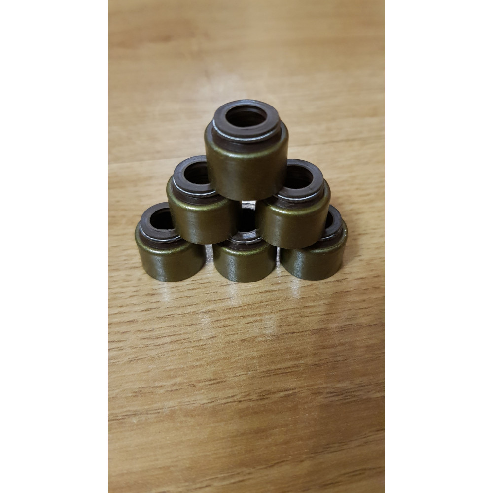 Сальник (манжета) клапана FT 354 350 404 454 - с 3-х цил. двиг. (кат. 100-03102-01)