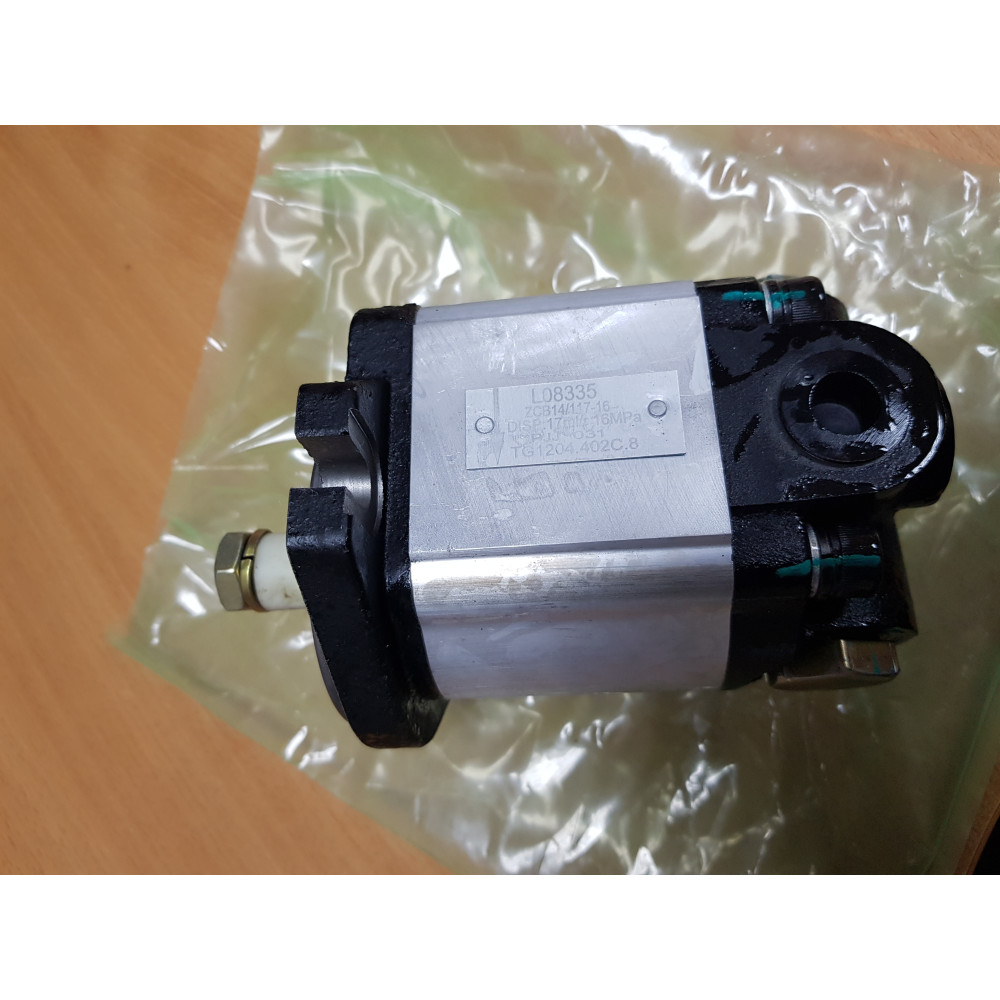 Насос шестеренчатый ГУР (TG1204.402C.8) FT 1254