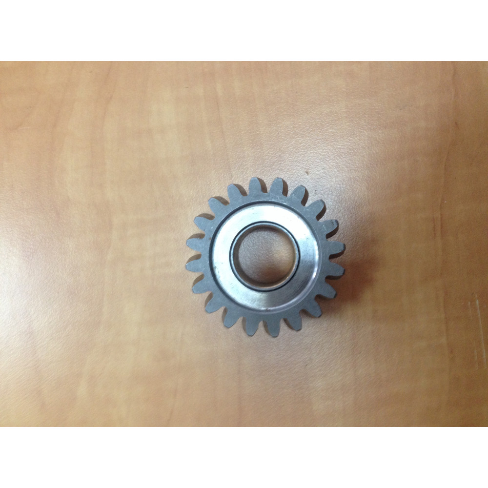 Шестерня привода масляного насоса на двигателя 1004/1004С-T4111A021